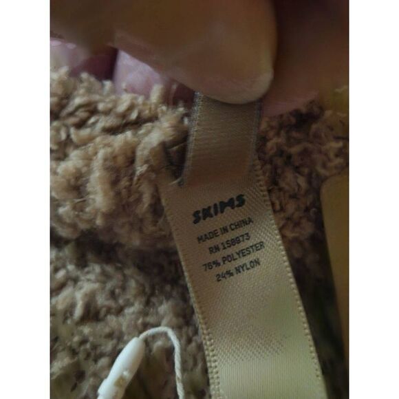 Skims Cozy lounge jacket Nwt - Picture 10 of 11